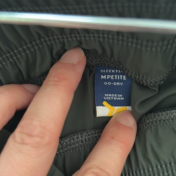 Old Navy Wide Leg Active Pants - “Dark Ivy” Green - Picture 5 of 7